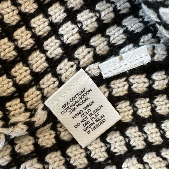 Loft Black/Ivory Shrug Sweater - Picture 9 of 11